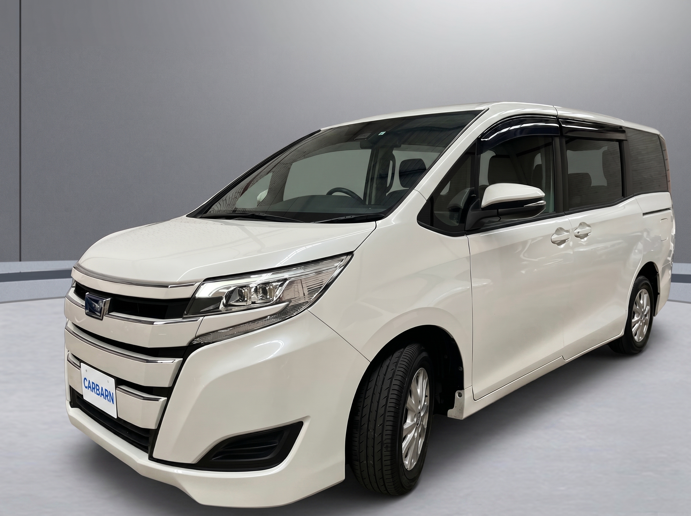 2020 Toyota Noah X vehicle photo photo 2